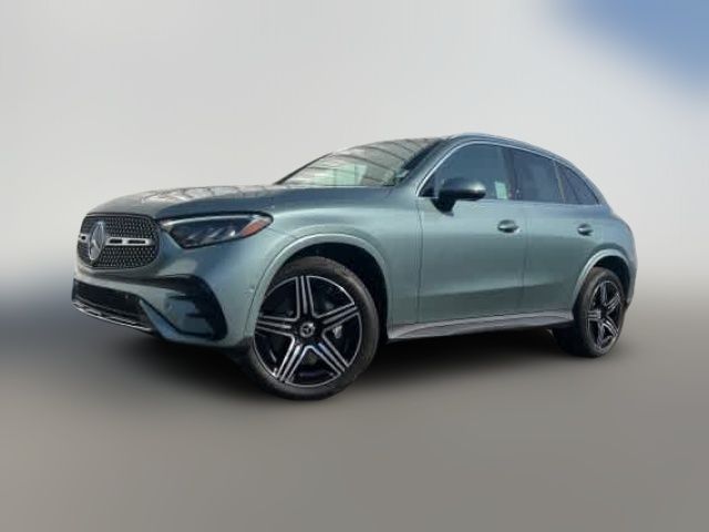 2025 Mercedes-Benz GLC 300