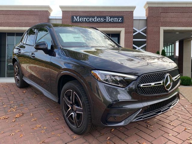 2025 Mercedes-Benz GLC 300