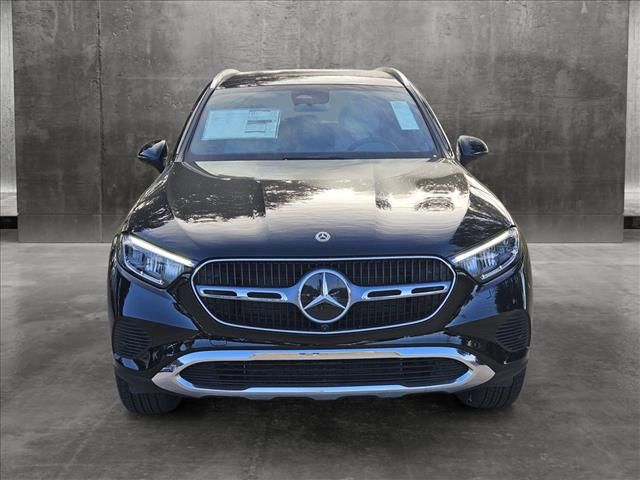 2025 Mercedes-Benz GLC 300