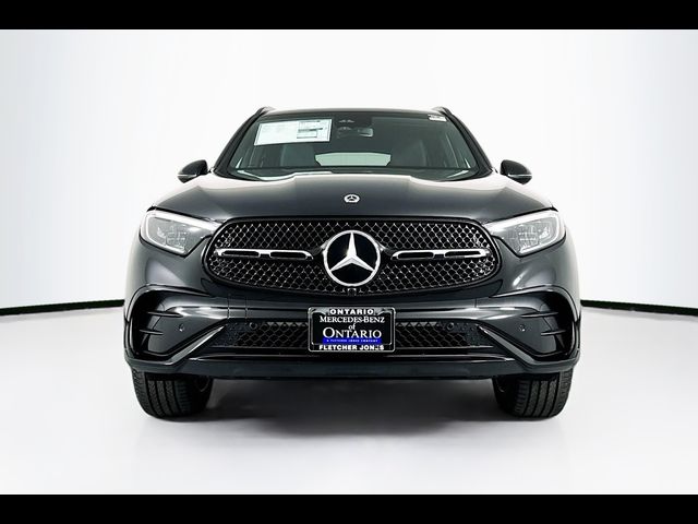 2025 Mercedes-Benz GLC 300