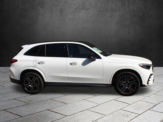 2025 Mercedes-Benz GLC 300