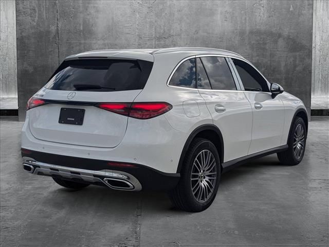 2025 Mercedes-Benz GLC 300