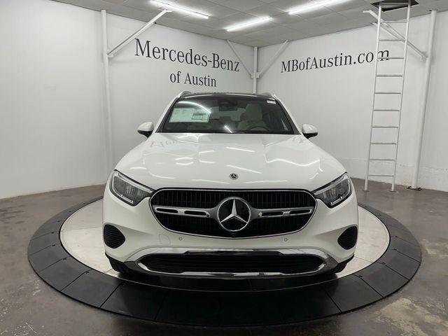 2025 Mercedes-Benz GLC 300