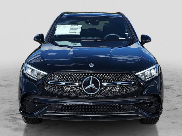 2025 Mercedes-Benz GLC 300