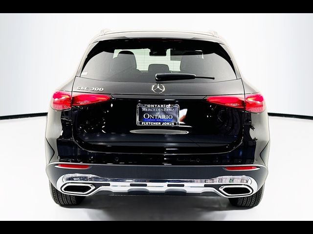 2025 Mercedes-Benz GLC 300