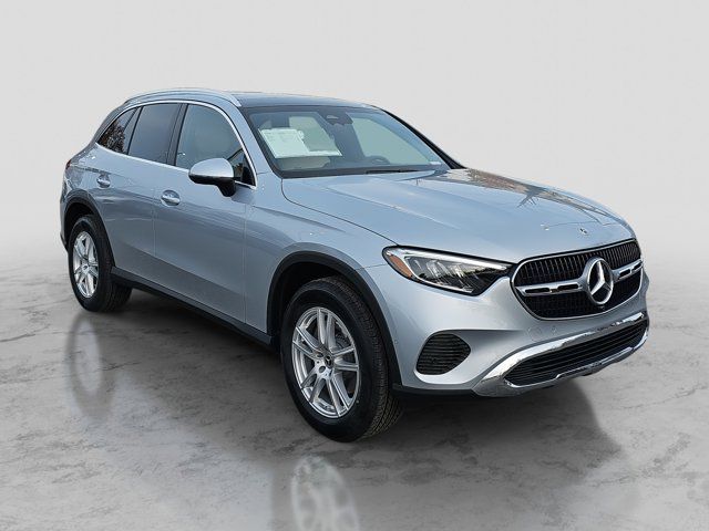 2025 Mercedes-Benz GLC 300