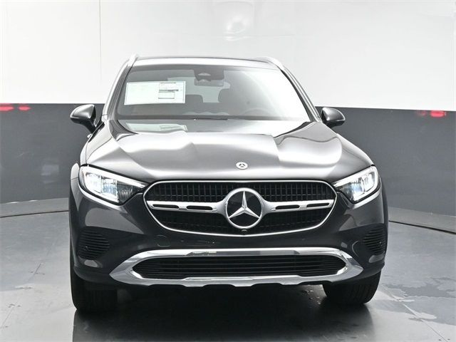 2025 Mercedes-Benz GLC 300