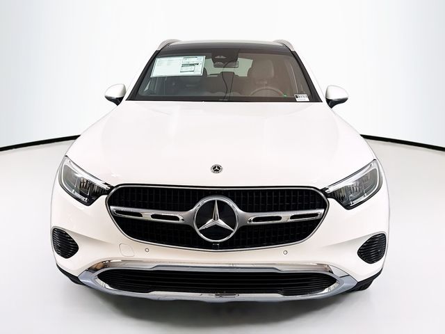 2025 Mercedes-Benz GLC 300