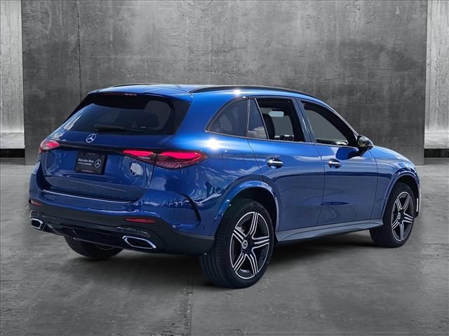 2025 Mercedes-Benz GLC 300