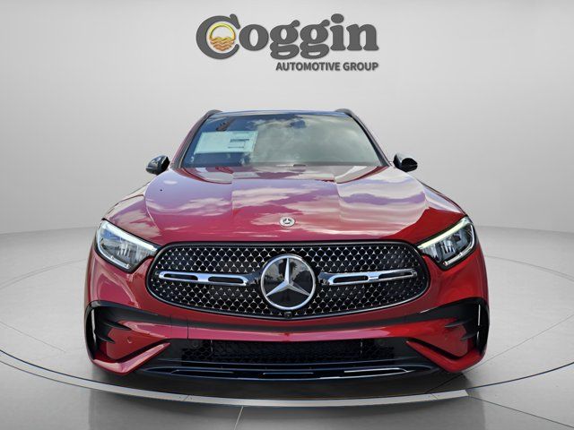 2025 Mercedes-Benz GLC 300