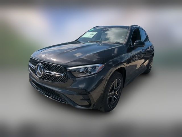 2025 Mercedes-Benz GLC 300