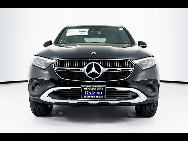 2025 Mercedes-Benz GLC 300