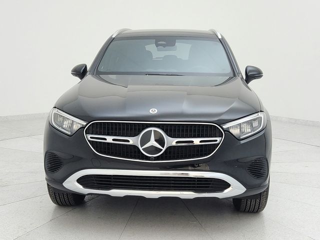 2025 Mercedes-Benz GLC 300