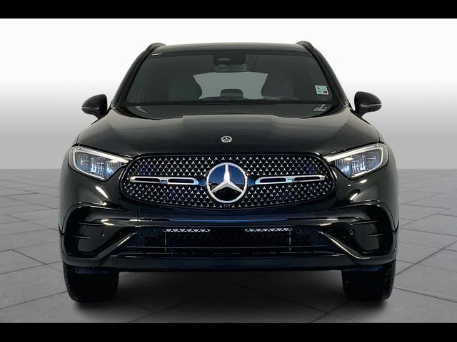 2025 Mercedes-Benz GLC 300