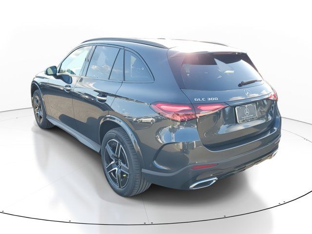 2025 Mercedes-Benz GLC 300