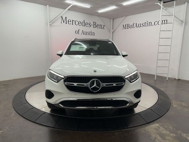 2025 Mercedes-Benz GLC 300