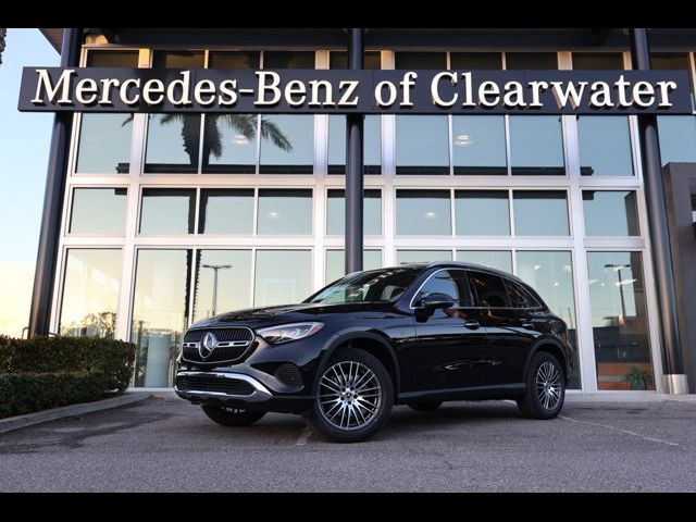 2025 Mercedes-Benz GLC 300