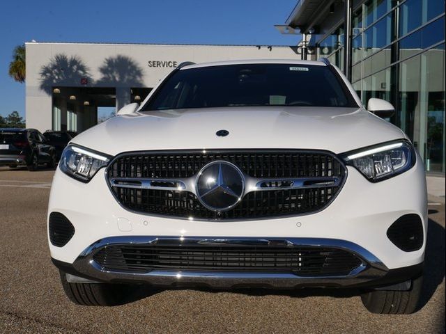 2025 Mercedes-Benz GLC 300