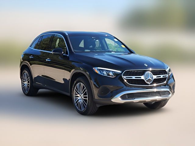 2025 Mercedes-Benz GLC 300