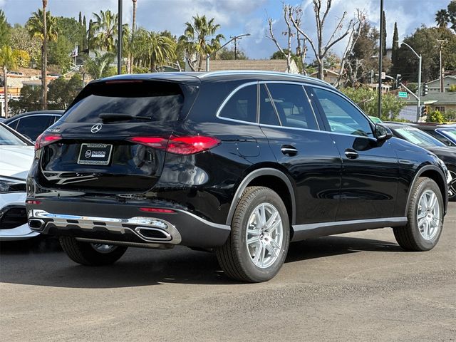 2025 Mercedes-Benz GLC 300