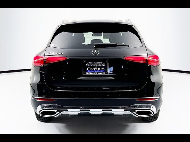 2025 Mercedes-Benz GLC 300