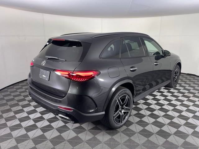 2025 Mercedes-Benz GLC 300