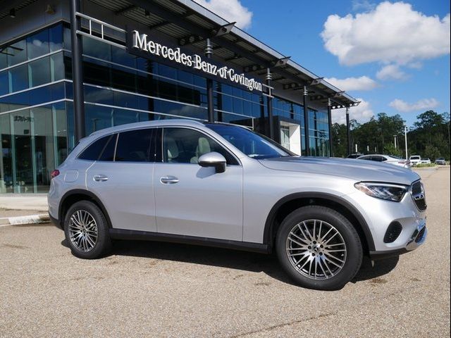 2025 Mercedes-Benz GLC 300