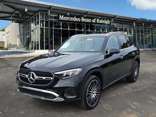 2025 Mercedes-Benz GLC 300