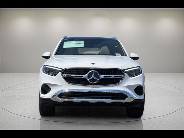 2025 Mercedes-Benz GLC 300