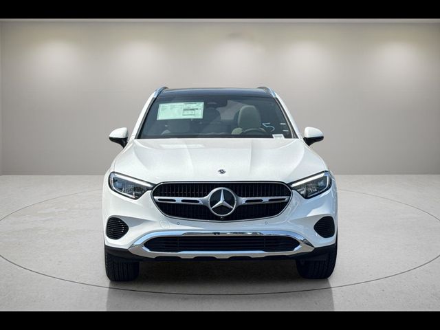 2025 Mercedes-Benz GLC 300