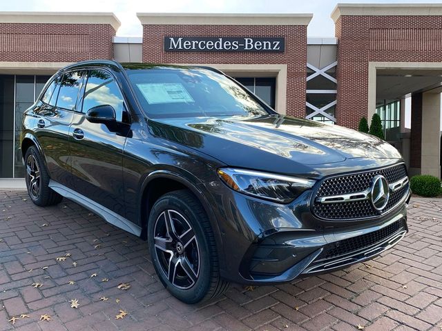 2025 Mercedes-Benz GLC 300