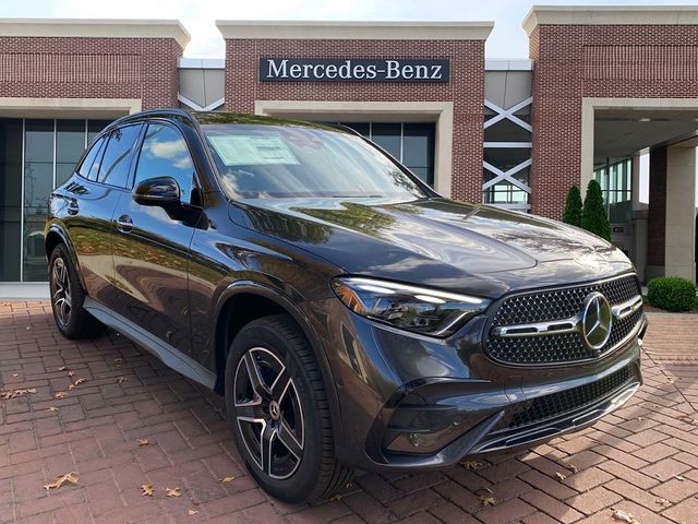 2025 Mercedes-Benz GLC 300