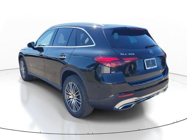 2025 Mercedes-Benz GLC 300