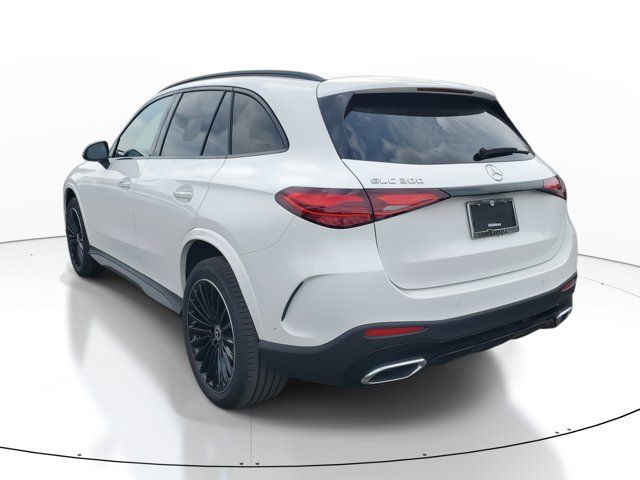 2025 Mercedes-Benz GLC 300