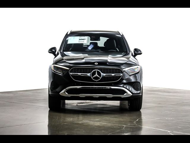 2025 Mercedes-Benz GLC 300