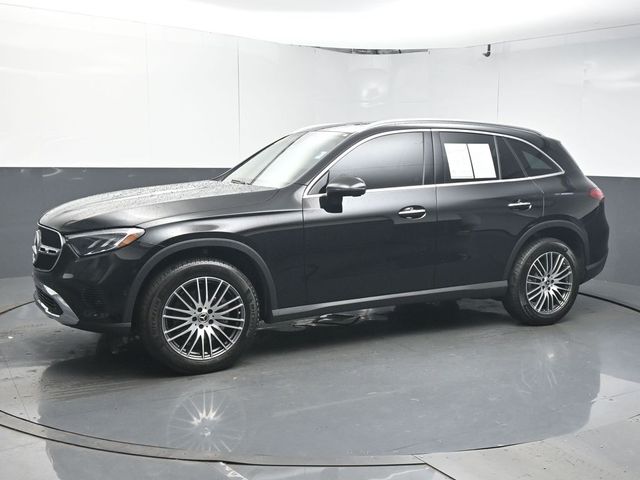 2025 Mercedes-Benz GLC 300