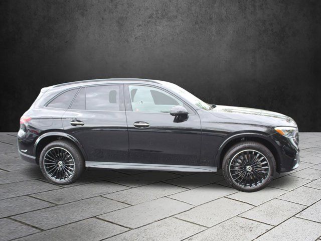 2025 Mercedes-Benz GLC 300