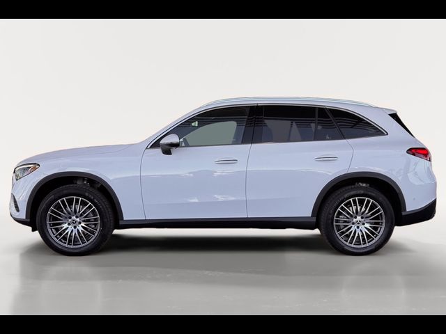 2025 Mercedes-Benz GLC 300