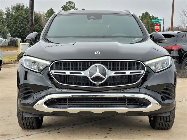 2025 Mercedes-Benz GLC 300