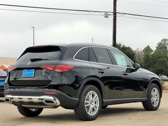 2025 Mercedes-Benz GLC 300