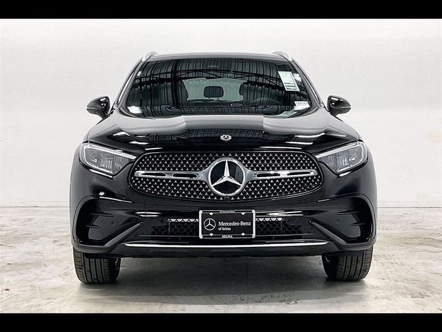 2025 Mercedes-Benz GLC 300