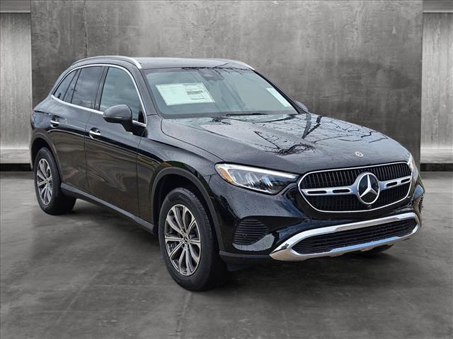 2025 Mercedes-Benz GLC 300