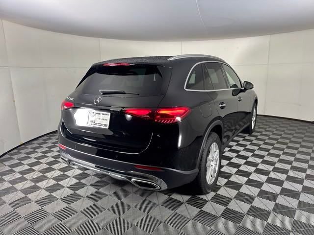 2025 Mercedes-Benz GLC 300