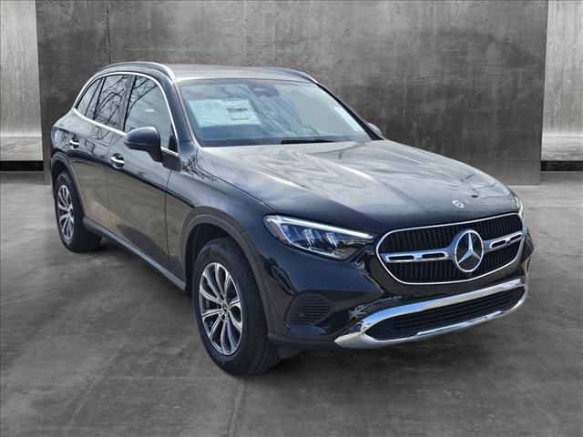 2025 Mercedes-Benz GLC 300