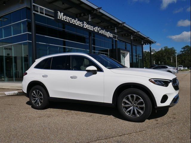 2025 Mercedes-Benz GLC 300