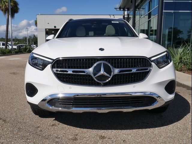 2025 Mercedes-Benz GLC 300