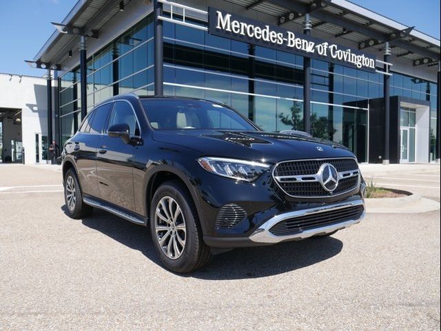 2025 Mercedes-Benz GLC 300