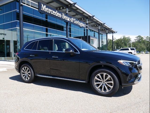 2025 Mercedes-Benz GLC 300