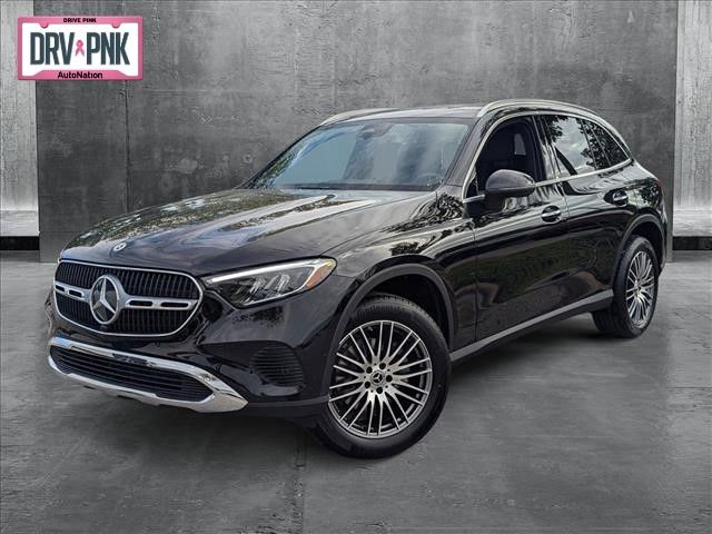 2025 Mercedes-Benz GLC 300