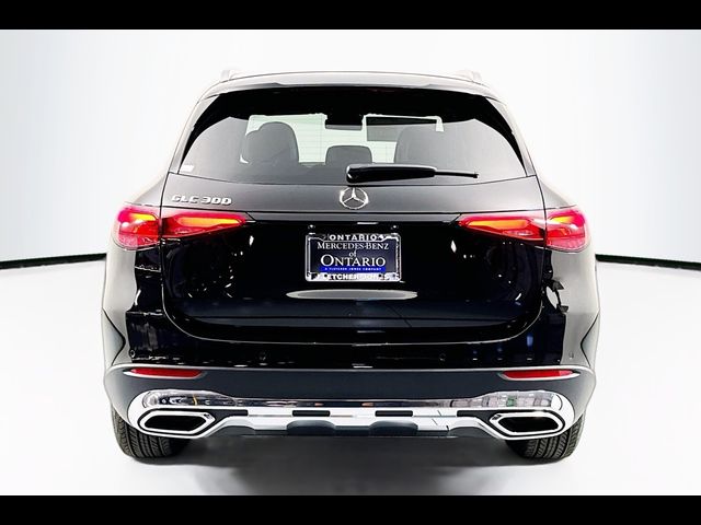 2025 Mercedes-Benz GLC 300